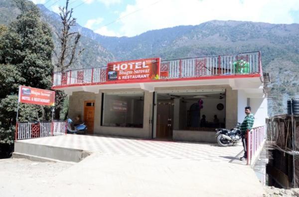 دارامشالا Stayapart - Hotel Bagsu Sarovar المظهر الخارجي الصورة